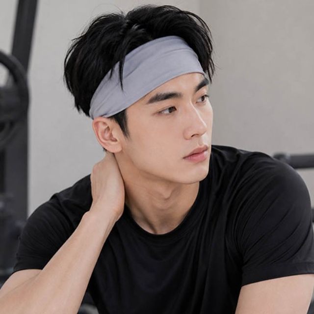 탄탄핏 머리띠 두께감 있는 흘러내림 방지 헤어밴드